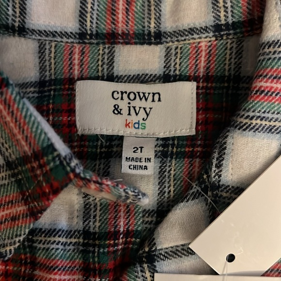 Super Cute Flannel Style top - Picture 4 of 4